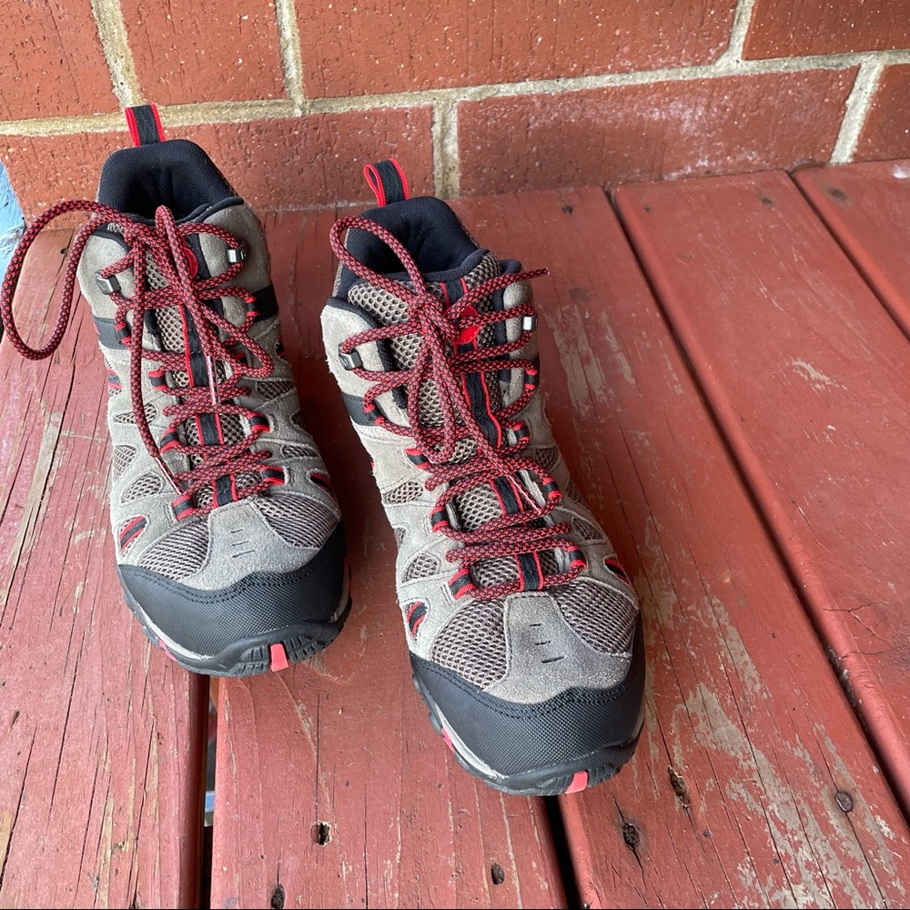 Merrell Deverta Mod  Hiking Boots Size 8